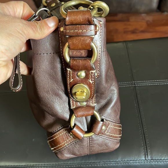 Coach - Picture 4 of 9